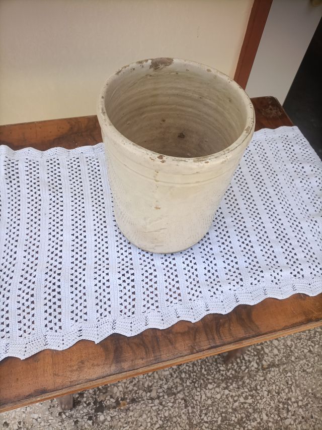 Contenitore in terracotta vintage