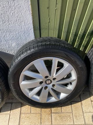 4 Llantas con Neumáticos para SEAT León