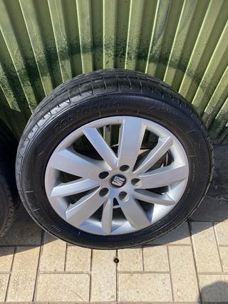 4 Llantas con Neumáticos para SEAT León