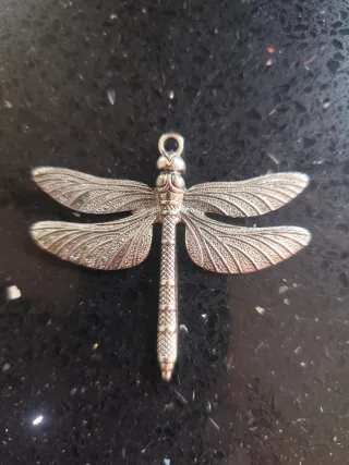 Colgante libélula
