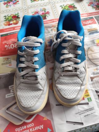 Nike Air Force Blancas y Azules