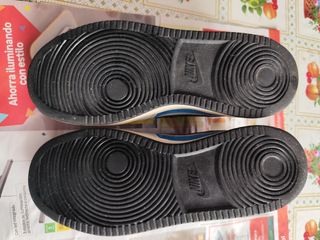 Nike Air Force Blancas y Azules