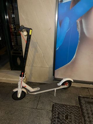 Patinete Eléctrico Blanco