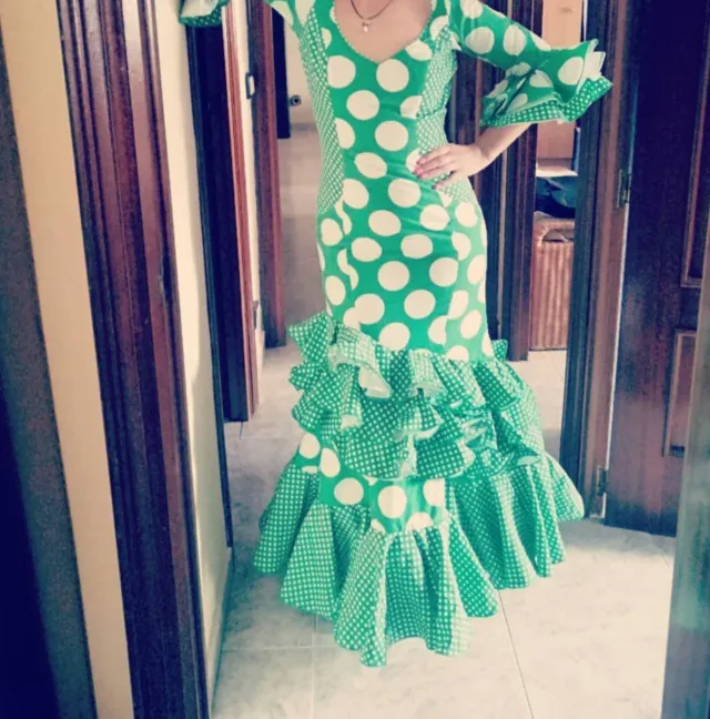 Traje Flamenca Verde Lunares Talla 38