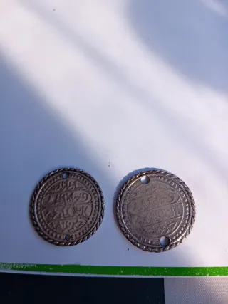 Monedas antiguas decoradas