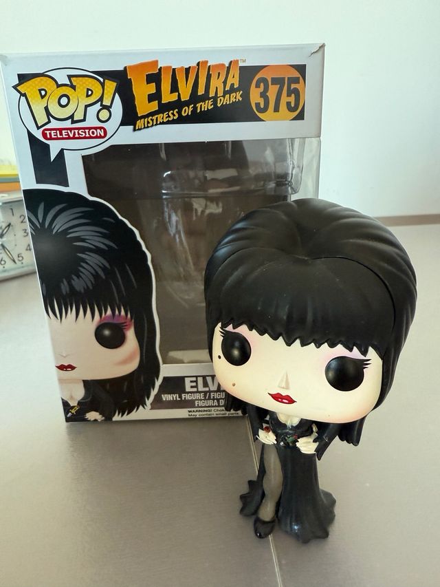 Funko Pop Elvira Mistress of the Dark 375