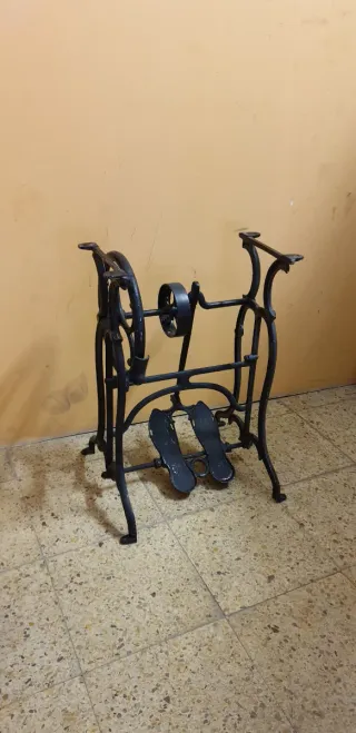 MESA INDUSTRIAL+TRANSPORTE INCLUIDO 