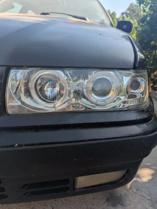 Faróis BMW E36 Angel Eyes