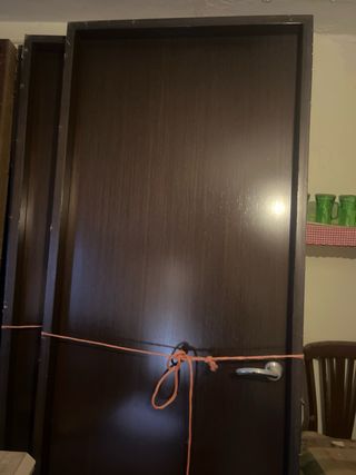 Puertas de interior madera oscura