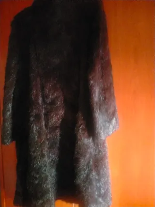 Abrigo largo marrón pelo