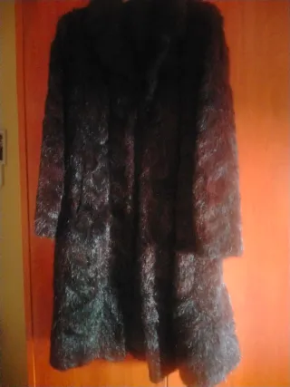 Abrigo largo marrón pelo