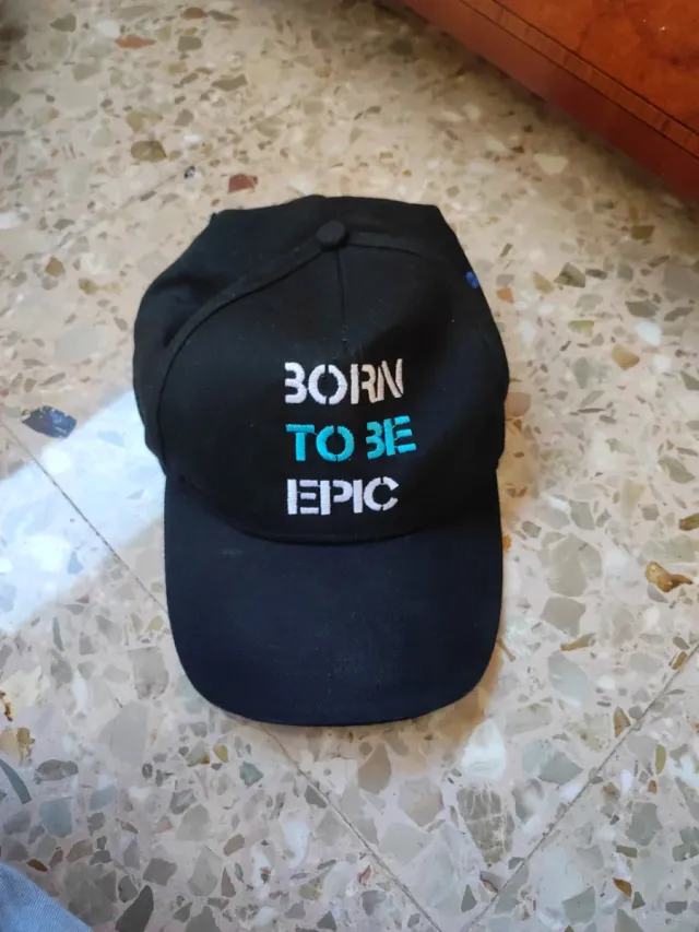 Gorra Negra Born To Be Epic