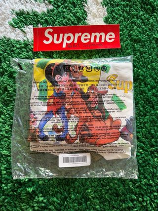 Supreme Camiseta All Dogs Go To Heaven Blanca