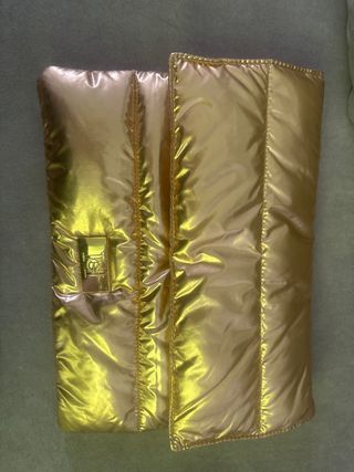 Bolso cartera dorado para fiestas