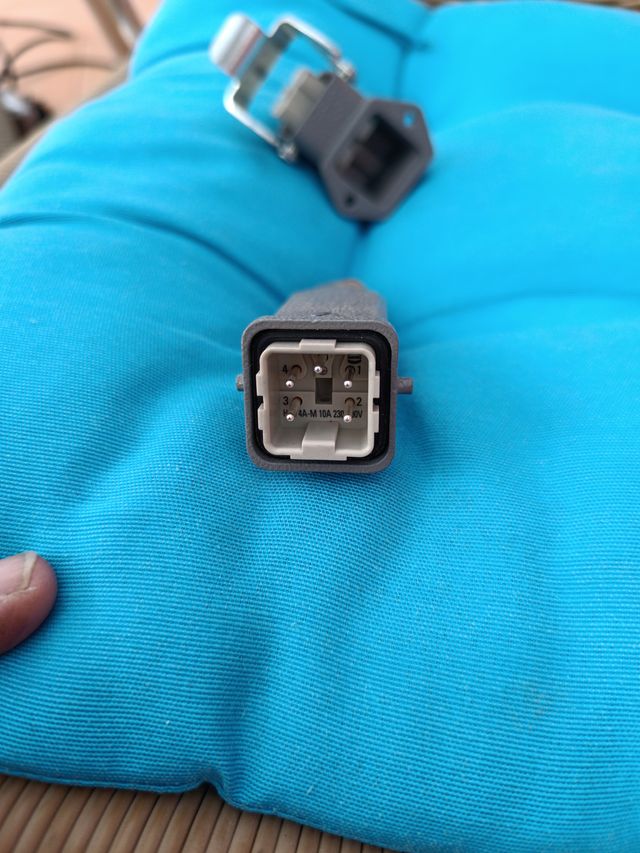 Conector Industrial 4 Pines