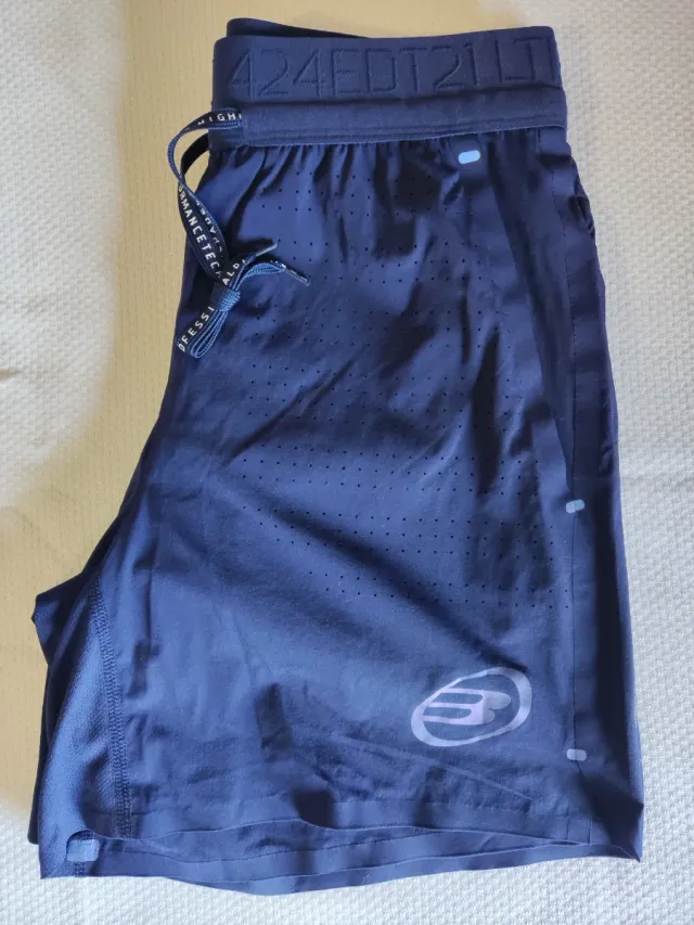 Shorts Bullpadel ProLine Óvalo Drylum