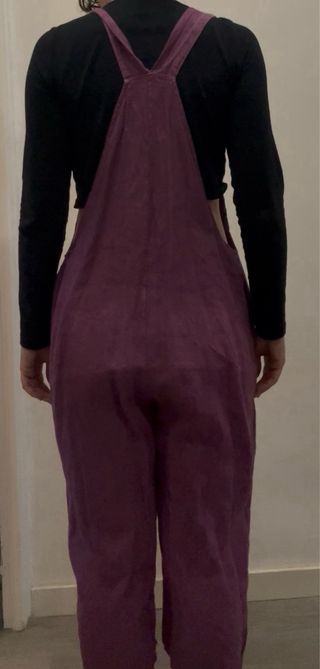 Mono lila con tirantes