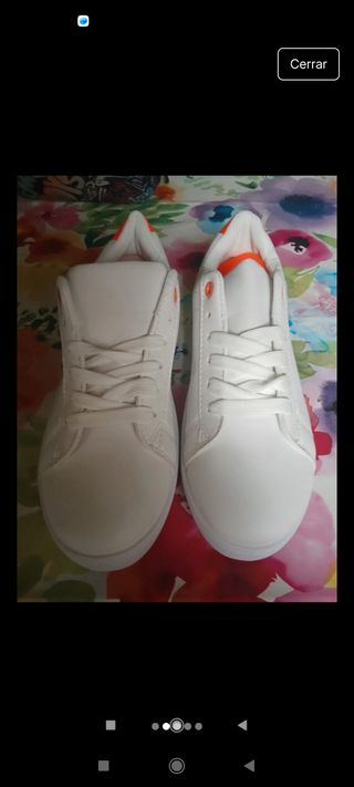 Zapatillas blancas y naranjas talla 38