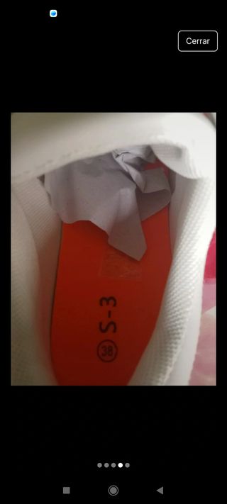 Zapatillas blancas y naranjas talla 38