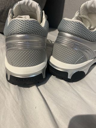 Zapatillas Chanel Runner Grises/Plata Nuevas