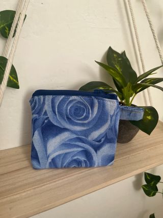 Portadocumenti/portamonete fantasia fiori blu