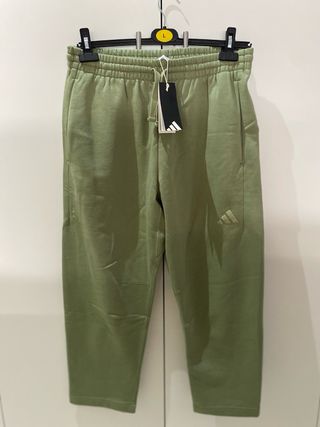Pantalón chándal Adidas verde 