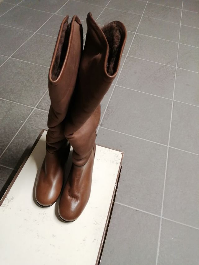 Stivali donna montone marrone