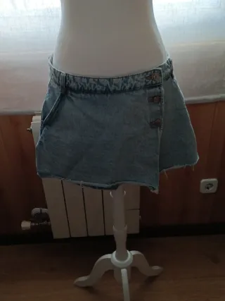 Falda pantalón Zara azul Talla M
