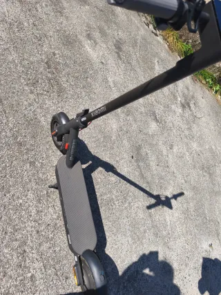 Patinete Eléctrico Xiaomi 4 Pro 2 Gen (2024) DGT