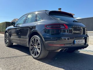 Porsche Macan turbo 2015