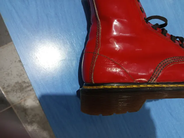 2 pares de Botas Dr. Martens Negras y botas Dr. m