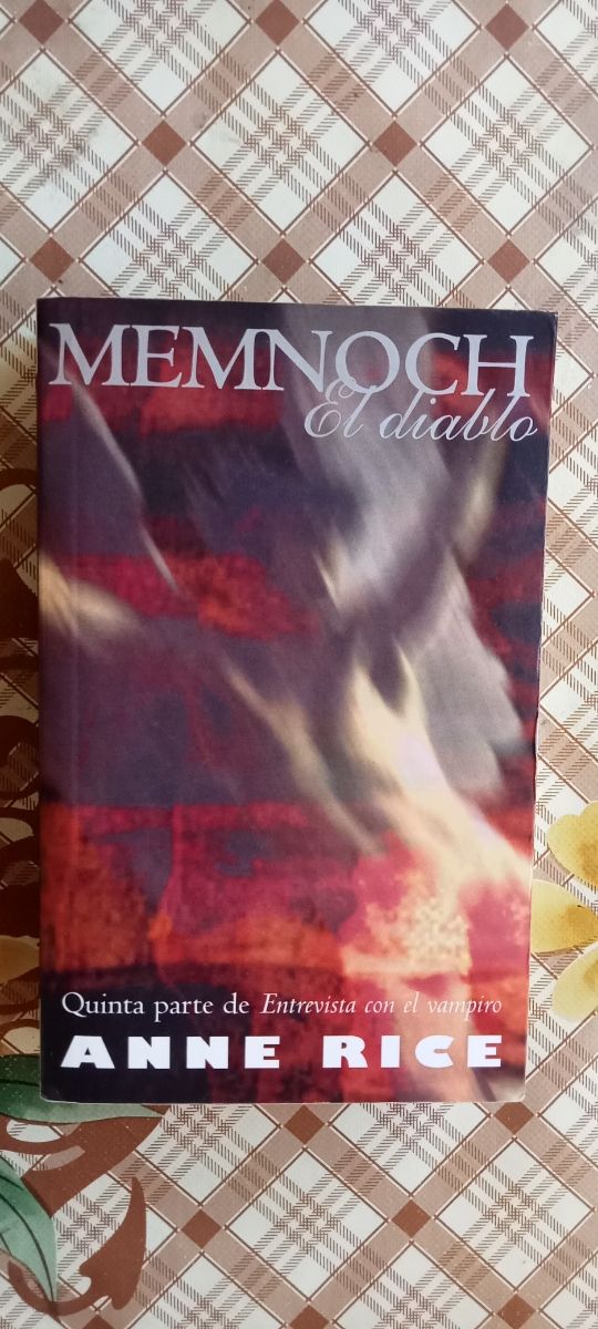 Lote  9 libros Anne Rice crónicas vampíricas 