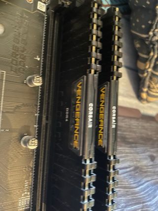 Ryzen 5 1600 + Placa Base MSI + 32GB RAM