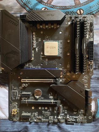 Ryzen 5 1600 + Placa Base MSI + 32GB RAM