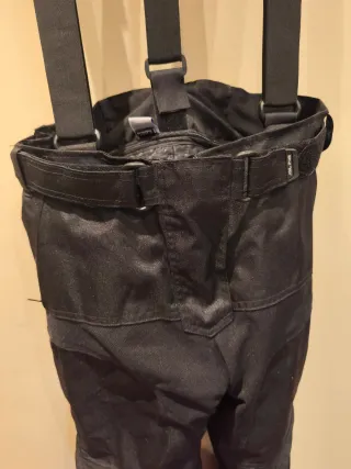 Chaqueta y pantalón para moto