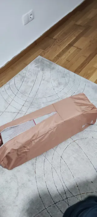 Cuna de viaje plegable lo envío con colchón