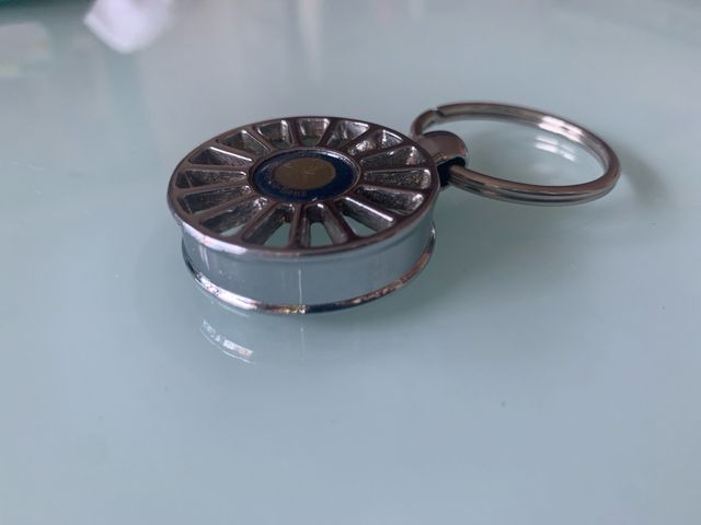 Llavero Mercedes Benz Rueda
