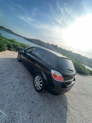 Opel Astra 2005