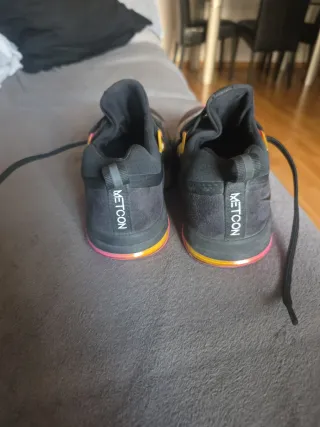 Zapatillas Nike Negras y Rosas
