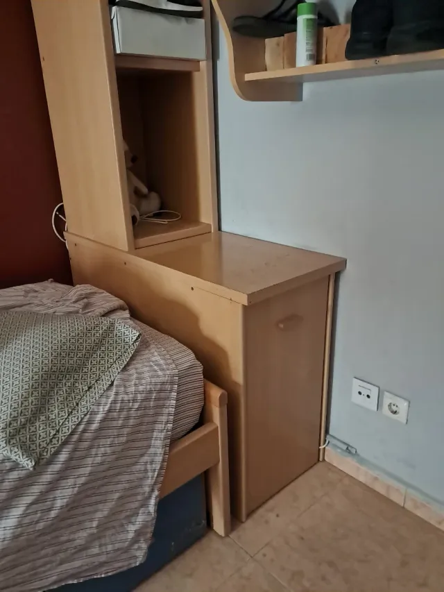 Armadio, mobile ad angolo, profondità 1,20 m, 1 m. A