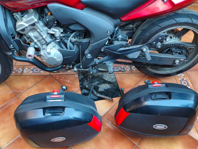 HONDA CBF 600