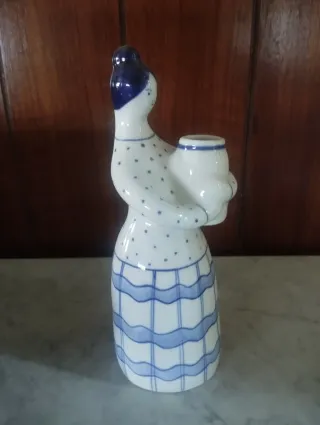Figura cerámica mujer con cántaro