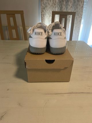 Nike casual 82