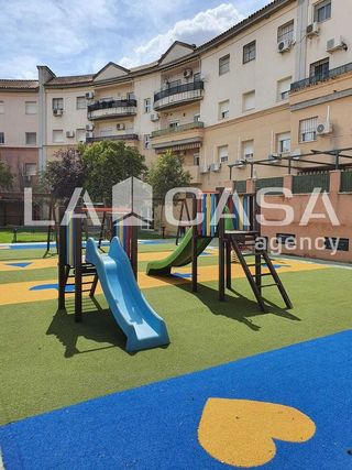 Piso en venta en Arco Norte - Avda. España en Dos Hermanas