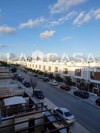 Piso en venta en Arco Norte - Avda. España en Dos Hermanas