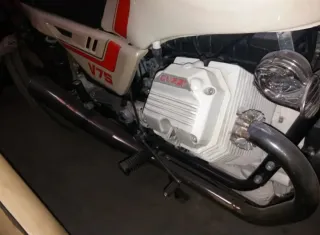 Moto Guzzi V75