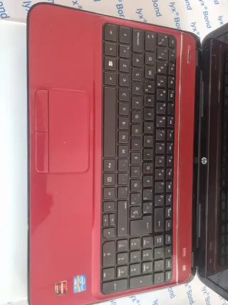 Portátil HP Core i3 Rojo