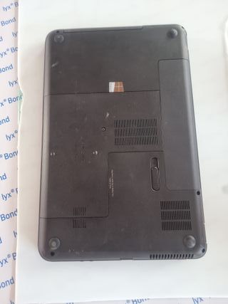 Portátil HP Core i3 Rojo