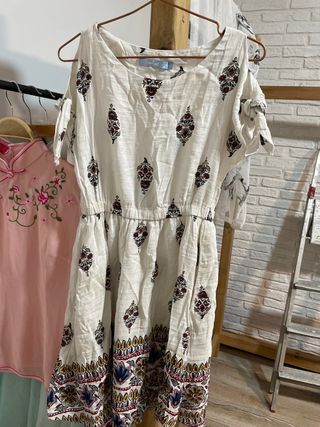 Vestido blanco estampado floral