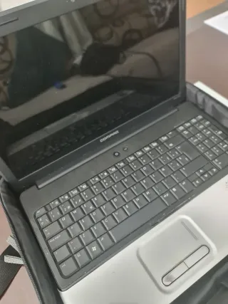 Ordenador portatil Compaq Negro/Plateado